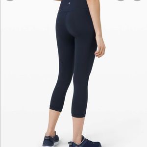 Lululemon Wunder Train 23” leggings | True Navy | excellent condition 💙